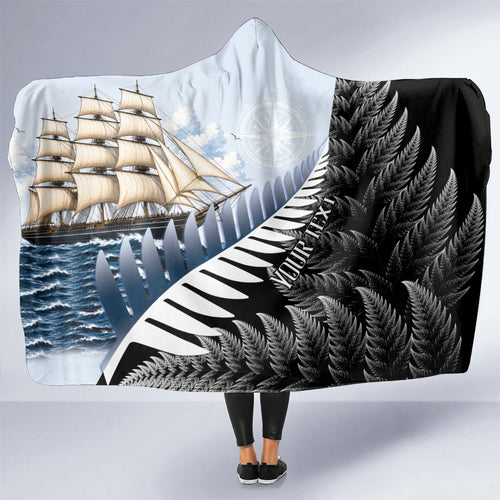 Personalised New Zealand Pakeha Hooded Blanket Kiwi Silver Fern and Sailing Ship Compass