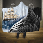 Personalised New Zealand Pakeha Hooded Blanket Kiwi Silver Fern and Sailing Ship Compass