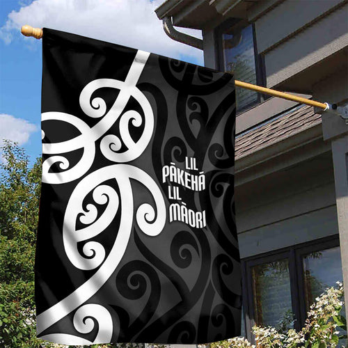 Lil Pakeha Lil Maori New Zealand Garden Flag Kiwi Proud Mangopare Pattern