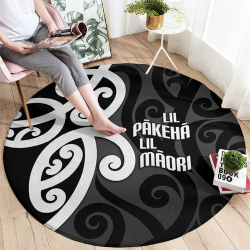 Lil Pakeha Lil Maori New Zealand Round Carpet Kiwi Proud Mangopare Pattern