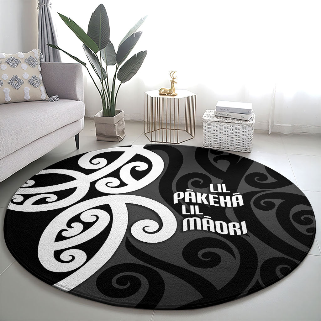Lil Pakeha Lil Maori New Zealand Round Carpet Kiwi Proud Mangopare Pattern