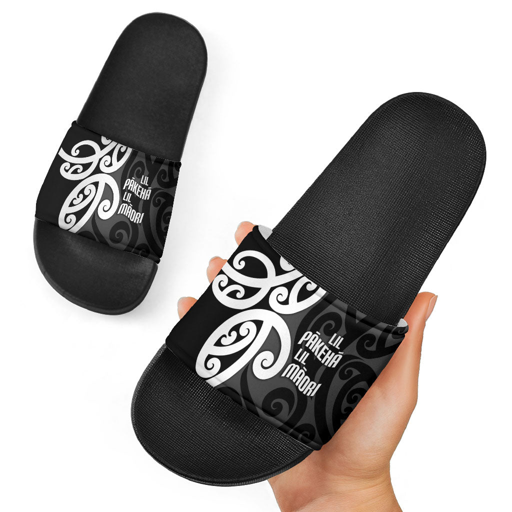 Lil Pakeha Lil Maori New Zealand Slide Sandals Kiwi Proud Mangopare Pattern