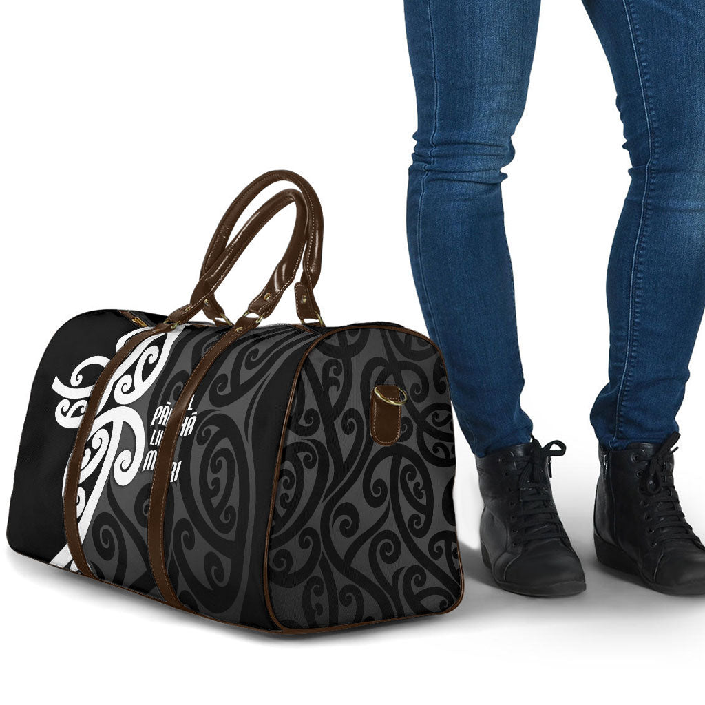 Lil Pakeha Lil Maori New Zealand Travel Bag Kiwi Proud Mangopare Pattern