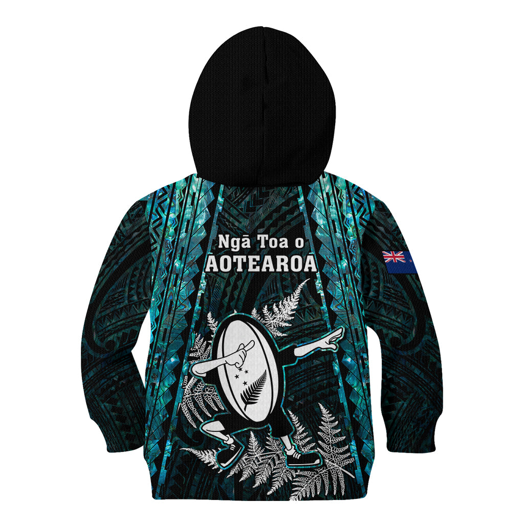 new-zealand-silver-fern-rugby-kid-hoodie-aotearoa-all-black-dabbing-ball-with-maori-paua-shell