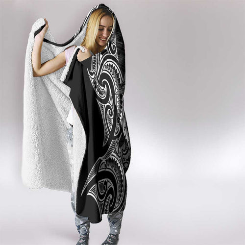 New Zealand Hammerhead Shark Hooded Blanket Maori Haehae Mangopare Black - Aussie Hoodie