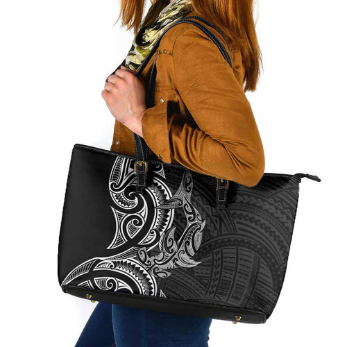 New Zealand Hammerhead Shark Leather Tote Bag Maori Haehae Mangopare Black - Aussie Hoodie