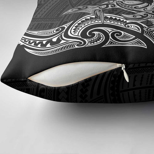 New Zealand Hammerhead Shark Pillow Cover Maori Haehae Mangopare Black - Aussie Hoodie