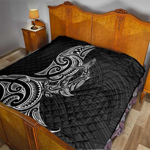 New Zealand Hammerhead Shark Quilt Maori Haehae Mangopare Black - Aussie Hoodie