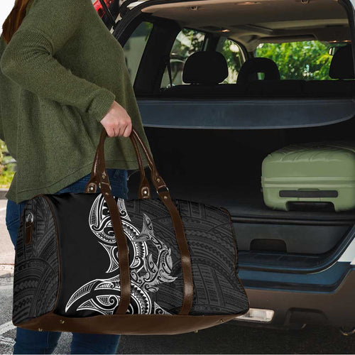 New Zealand Hammerhead Shark Travel Bag Maori Haehae Mangopare Black - Aussie Hoodie