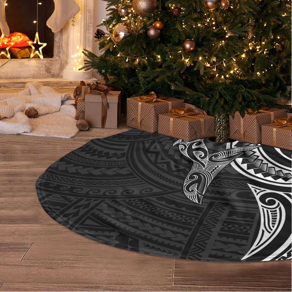 New Zealand Hammerhead Shark Tree Skirt Maori Haehae Mangopare Black - Aussie Hoodie