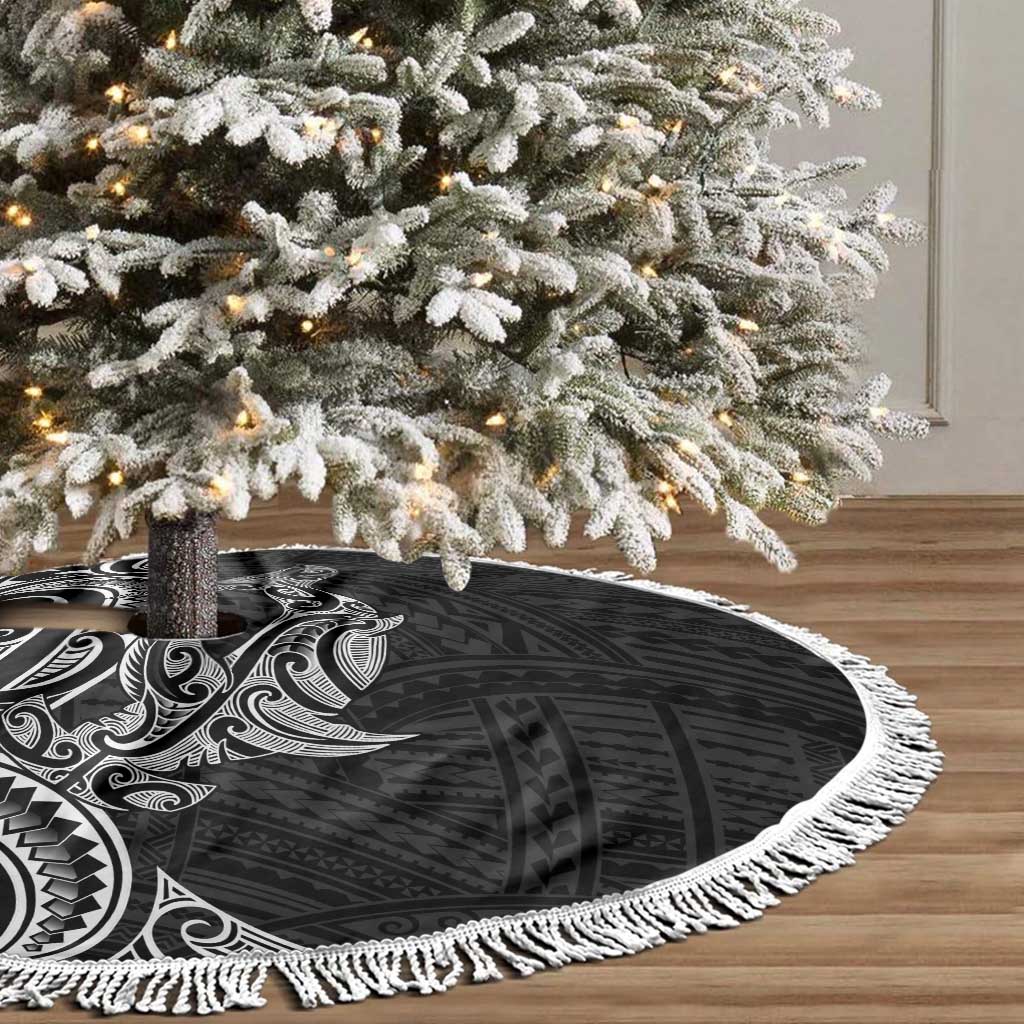New Zealand Hammerhead Shark Tree Skirt Maori Haehae Mangopare Black - Aussie Hoodie