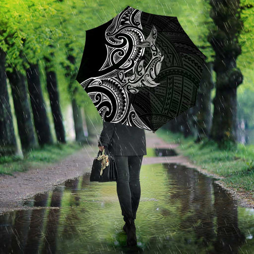 New Zealand Hammerhead Shark Umbrella Maori Haehae Mangopare Black - Aussie Hoodie