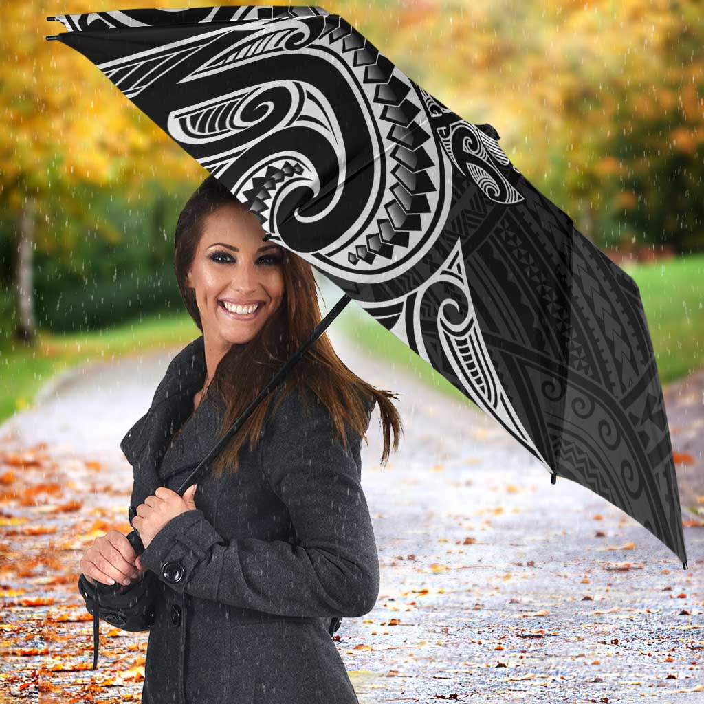 New Zealand Hammerhead Shark Umbrella Maori Haehae Mangopare Black - Aussie Hoodie