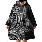 New Zealand Hammerhead Shark Wearable Blanket Hoodie Maori Haehae Mangopare Black - Aussie Hoodie
