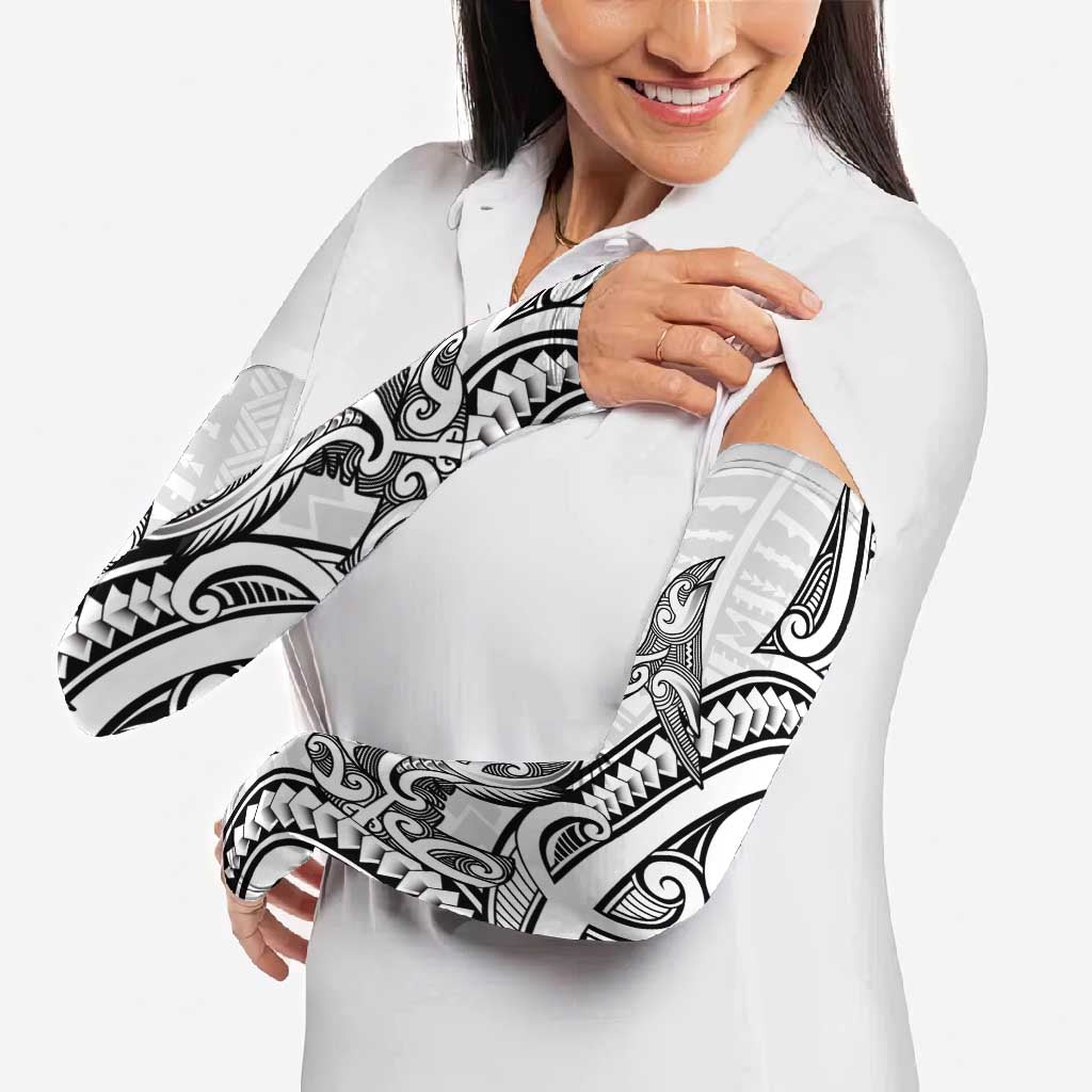 New Zealand Hammerhead Shark Arm Sleeves Maori Haehae Mangopare White - Aussie Hoodie