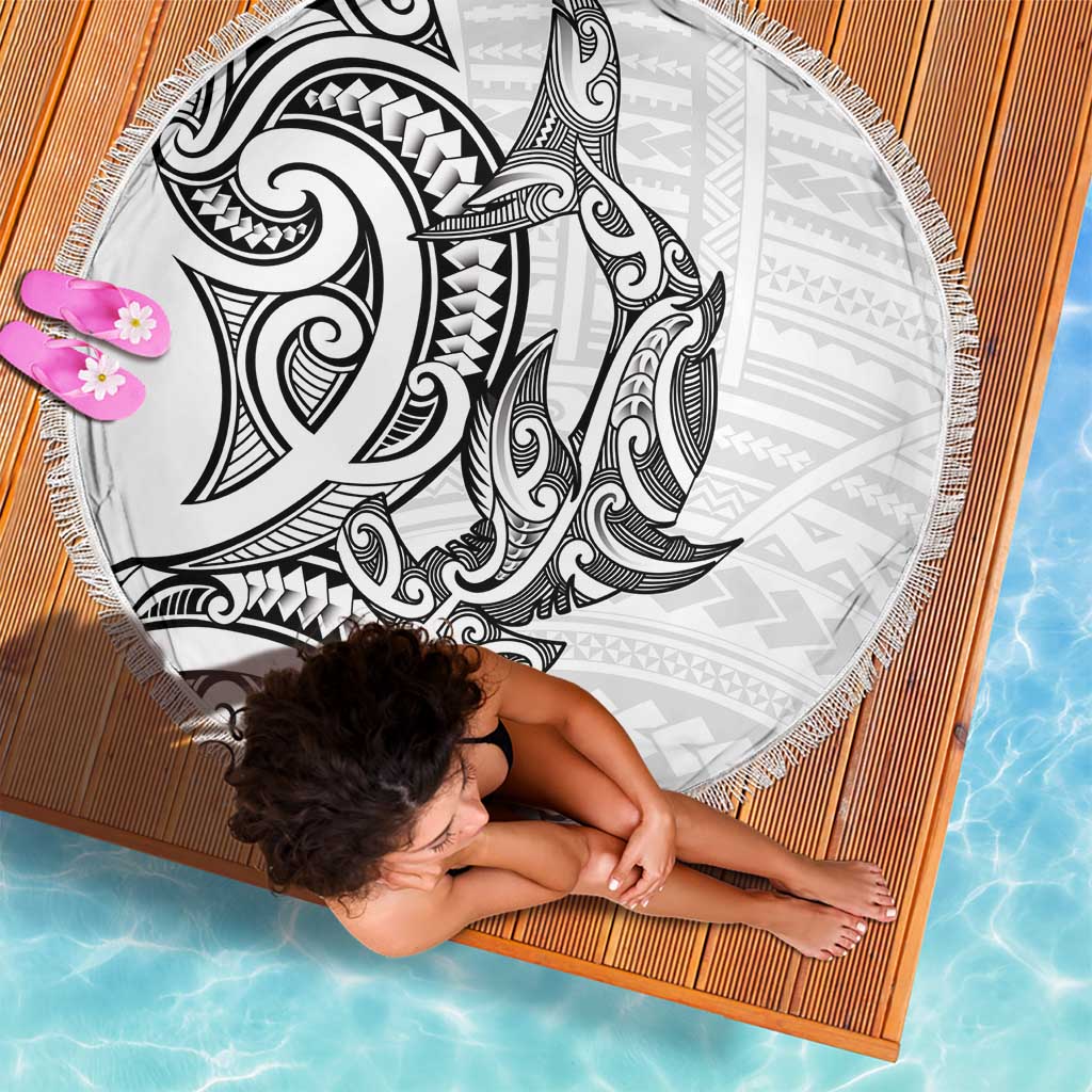 New Zealand Hammerhead Shark Beach Blanket Maori Haehae Mangopare White - Aussie Hoodie
