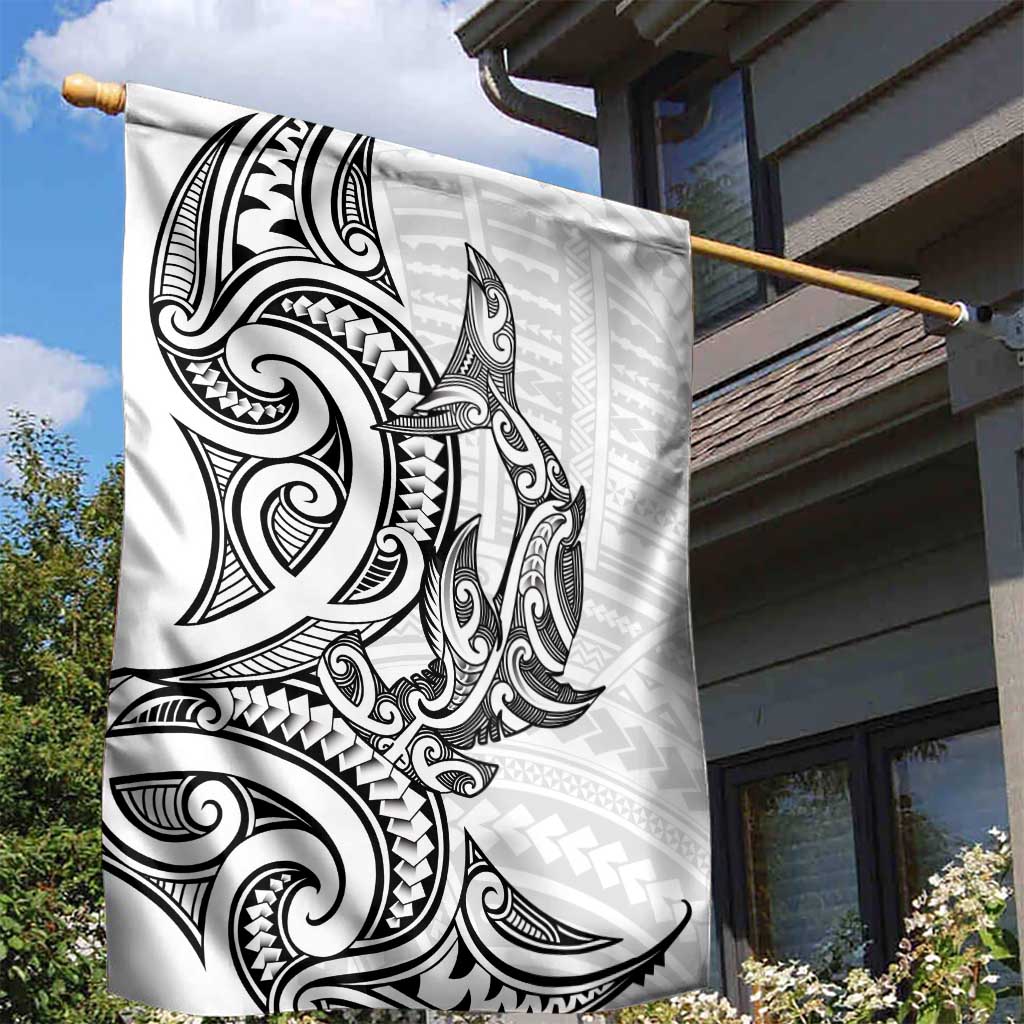 New Zealand Hammerhead Shark Garden Flag Maori Haehae Mangopare White - Aussie Hoodie