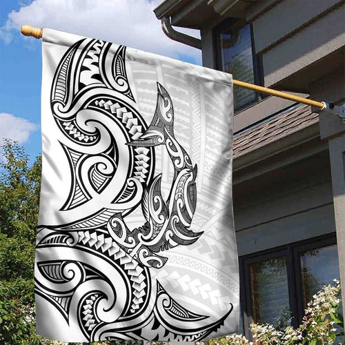 New Zealand Hammerhead Shark Garden Flag Maori Haehae Mangopare White - Aussie Hoodie