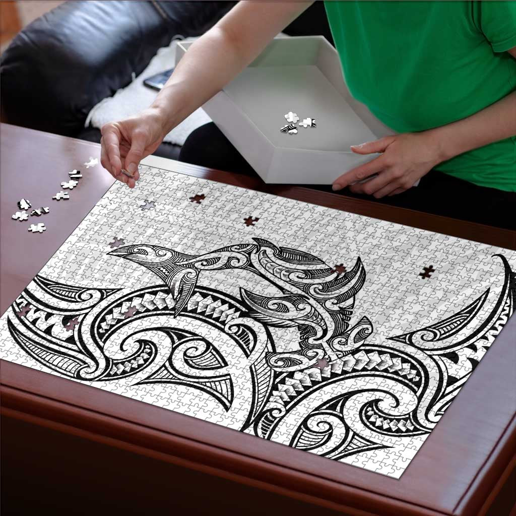 New Zealand Hammerhead Shark Puzzle Maori Haehae Mangopare White - Aussie Hoodie