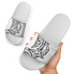 New Zealand Hammerhead Shark Slide Sandals Maori Haehae Mangopare White - Aussie Hoodie