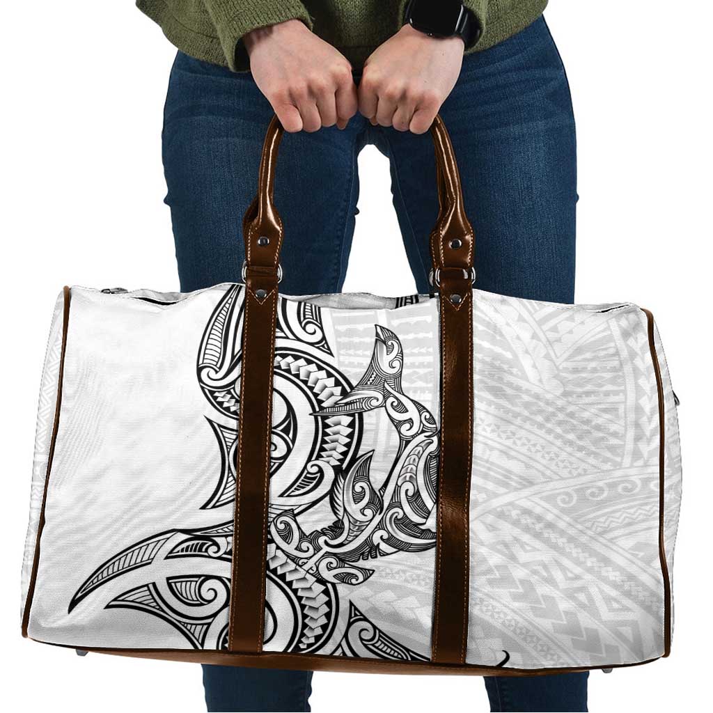 New Zealand Hammerhead Shark Travel Bag Maori Haehae Mangopare White - Aussie Hoodie