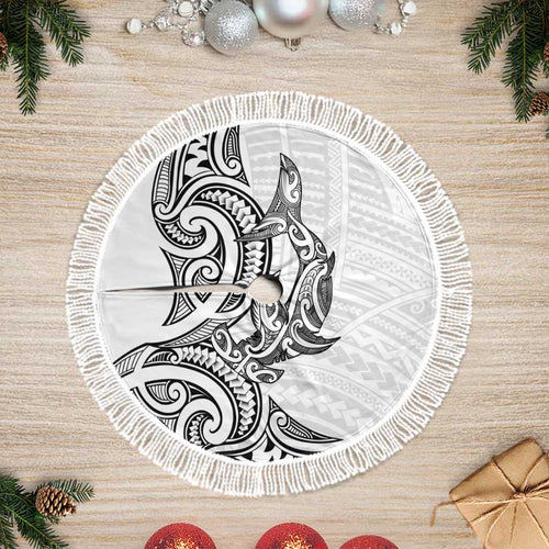 New Zealand Hammerhead Shark Tree Skirt Maori Haehae Mangopare White - Aussie Hoodie