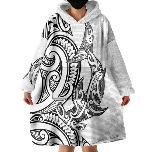 New Zealand Hammerhead Shark Wearable Blanket Hoodie Maori Haehae Mangopare White - Aussie Hoodie