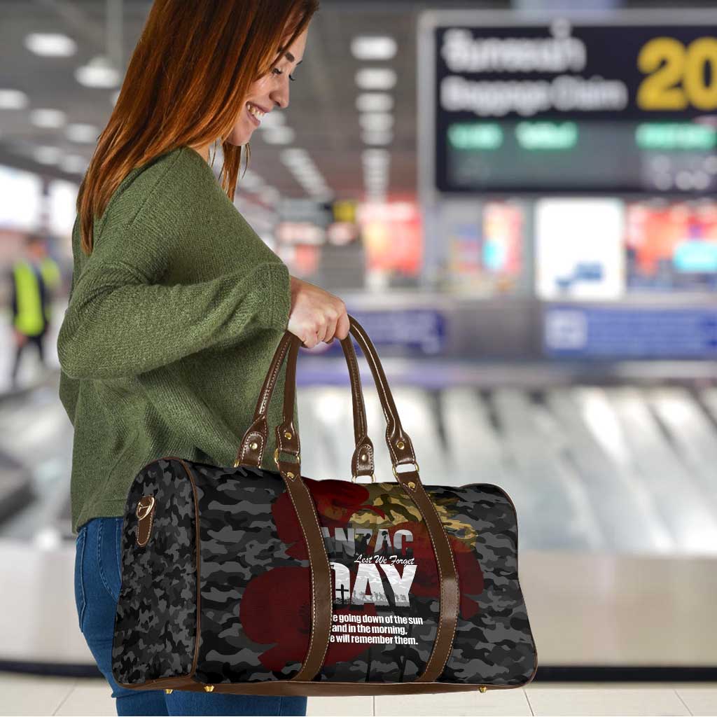 Australia ANZAC Day Travel Bag We Will Remember Them Poppy Camouflage - Aussie Hoodie