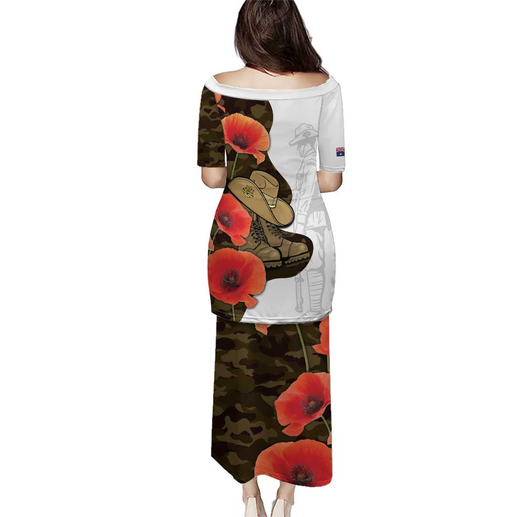 Australia ANZAC Day Family Matching Puletasi and Hawaiian Shirt Boots And Slouch Hat Lest We Forget