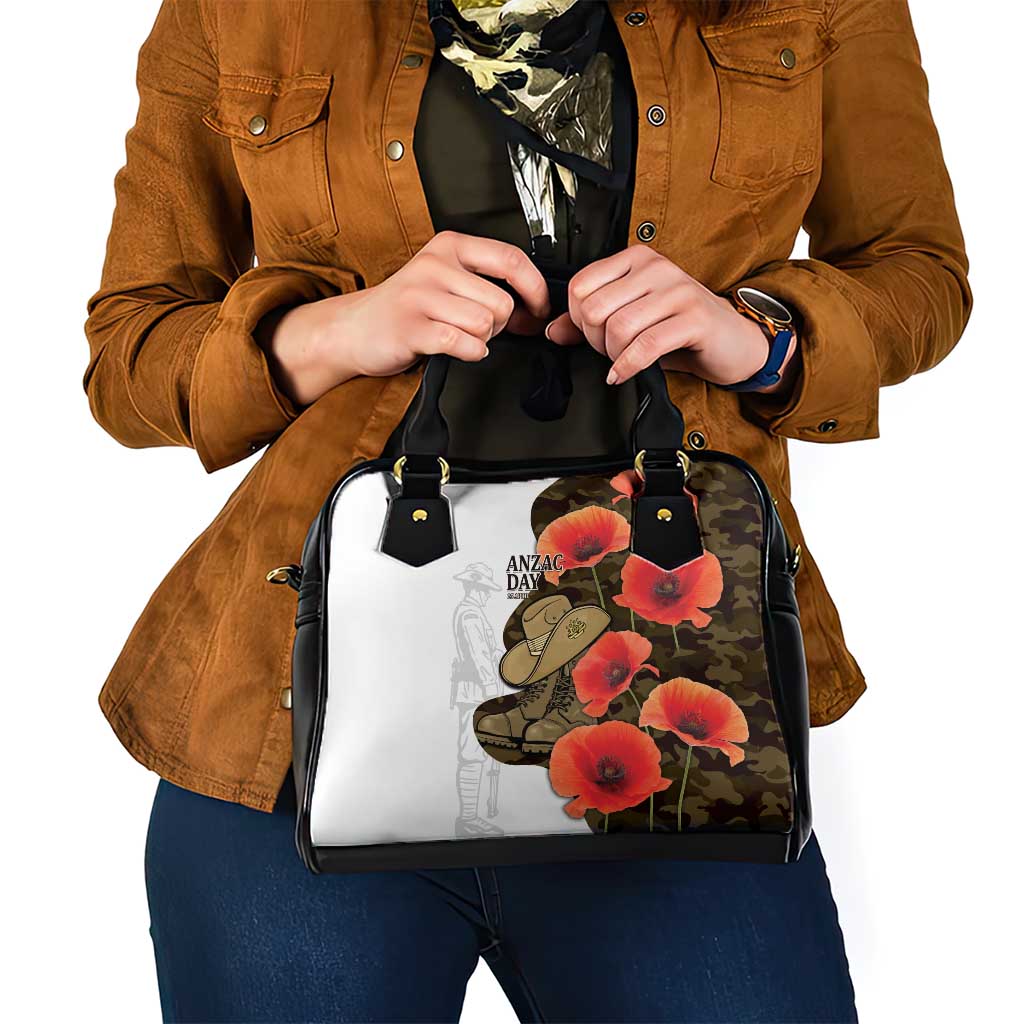 Australia ANZAC Day Shoulder Handbag Boots And Slouch Hat Lest We Forget - Aussie Hoodie