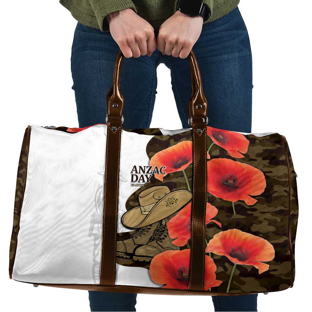 Australia ANZAC Day Travel Bag Boots And Slouch Hat Lest We Forget - Aussie Hoodie