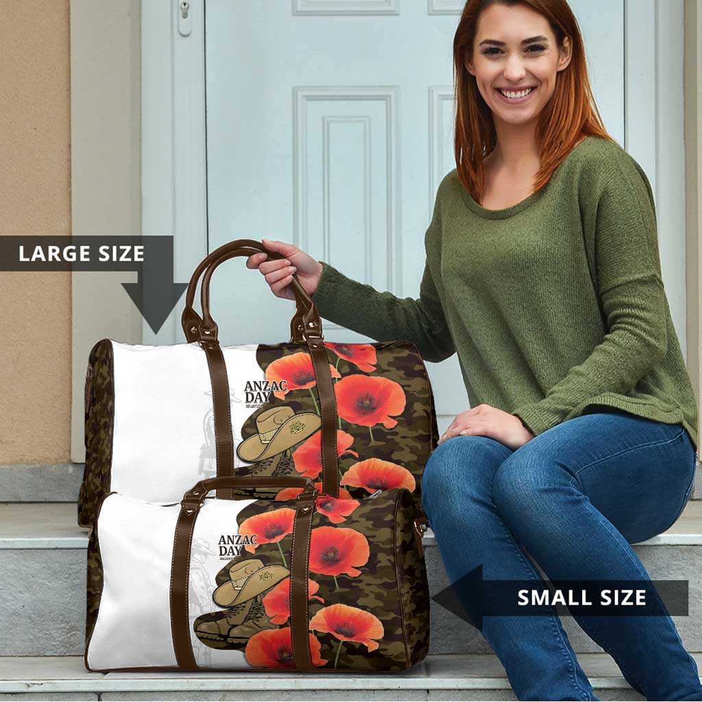 Australia ANZAC Day Travel Bag Boots And Slouch Hat Lest We Forget - Aussie Hoodie