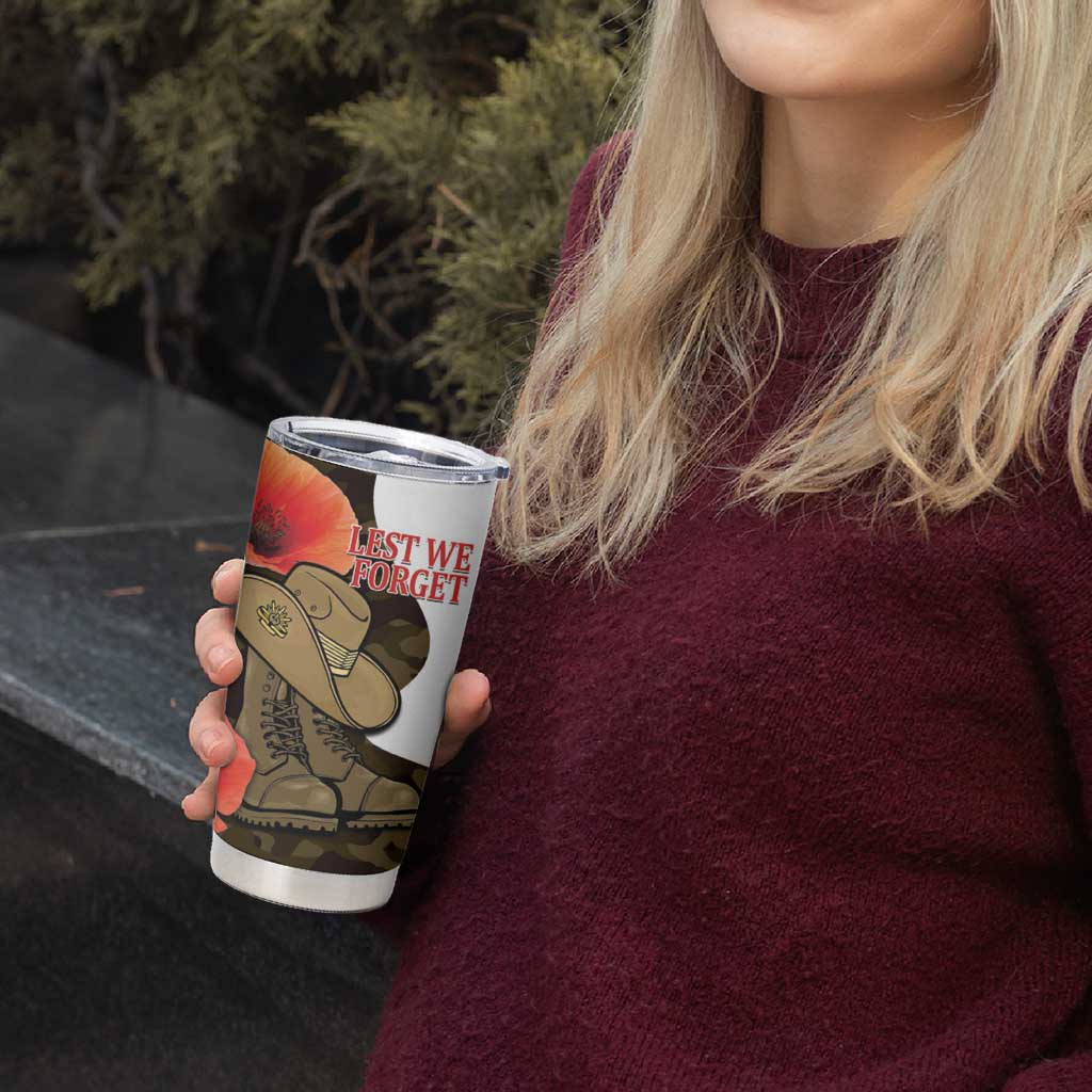 Australia ANZAC Day Tumbler Cup Boots And Slouch Hat Lest We Forget - Aussie Hoodie