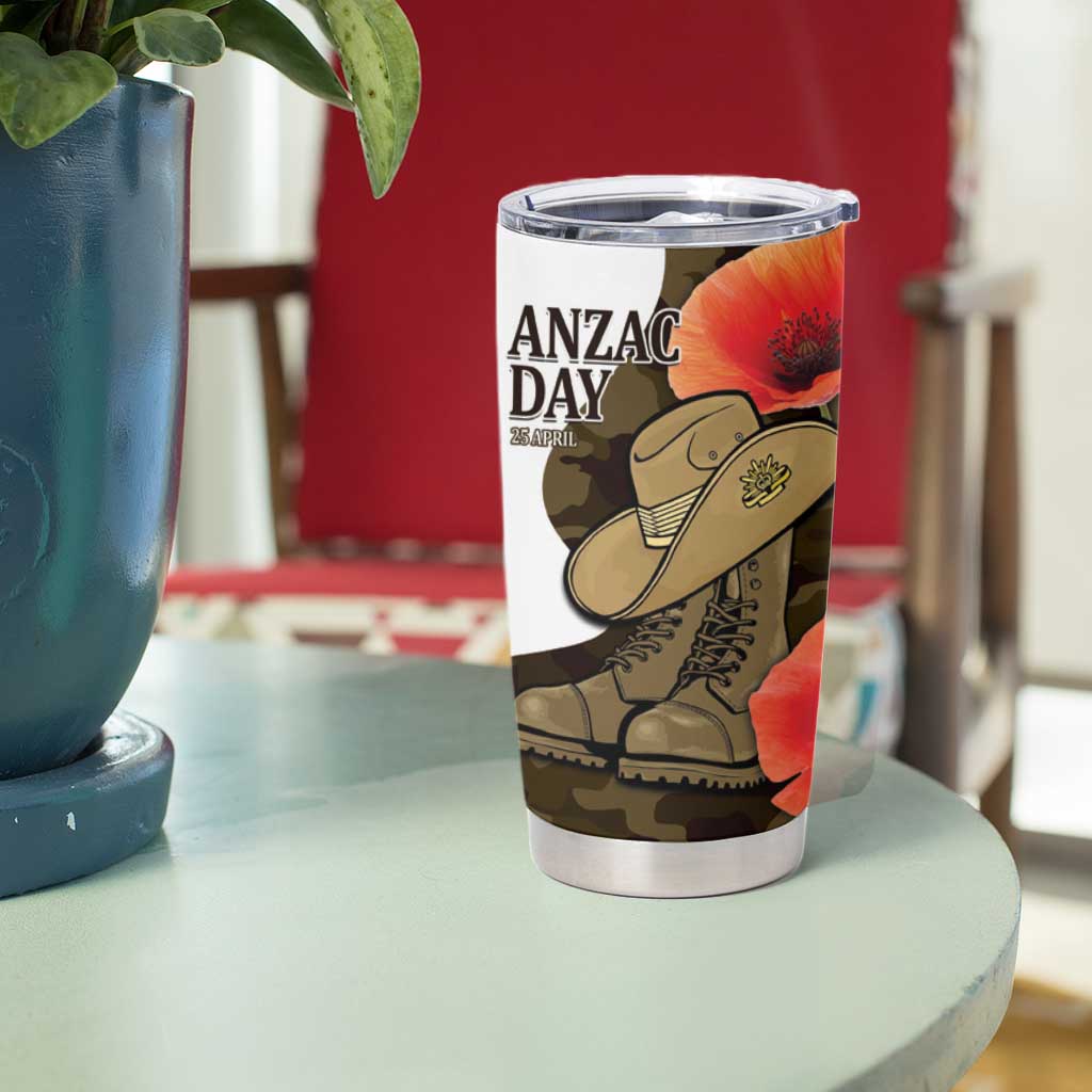 Australia ANZAC Day Tumbler Cup Boots And Slouch Hat Lest We Forget - Aussie Hoodie