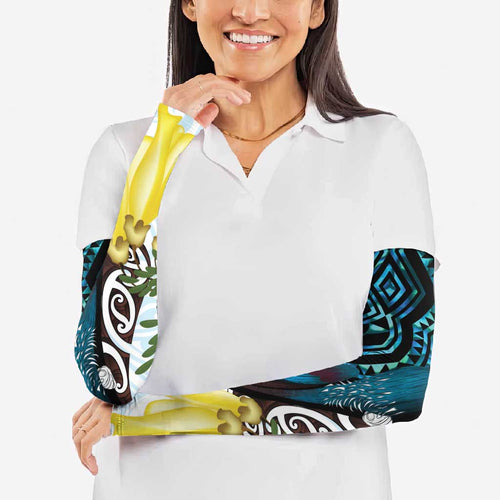 New Zealand Silver Fern Tui Bird Arm Sleeves Maori Kowhai Paua Shell Taniko Motifs - Aussie Hoodie