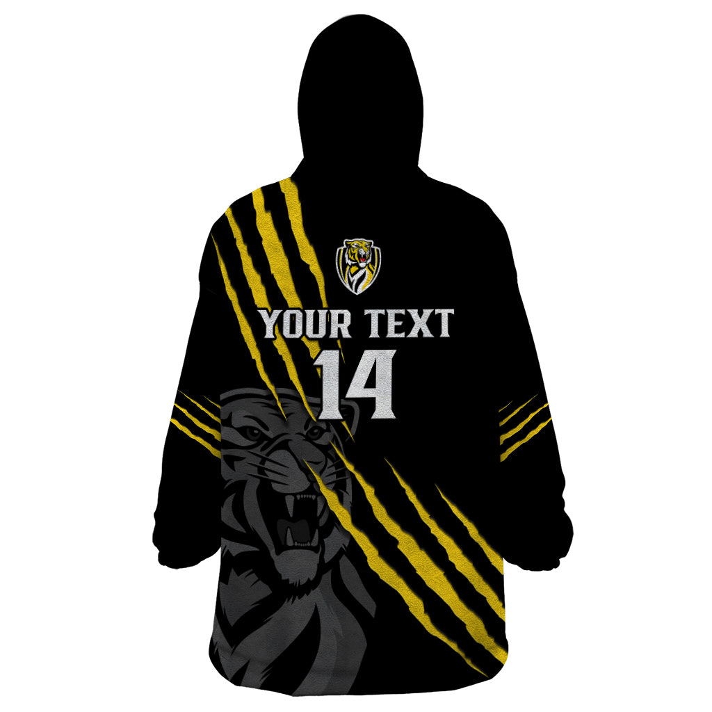 personalised-richmond-football-2023-wearable-blanket-hoodie-go-tigers-sporty-style