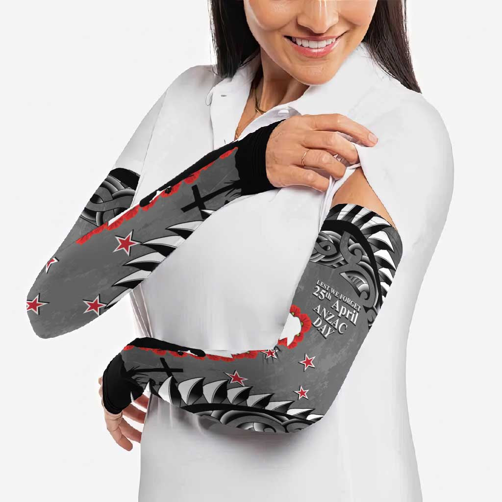New Zealand ANZAC Day Arm Sleeves 25th April Silver Fern With Poppy - Aussie Hoodie