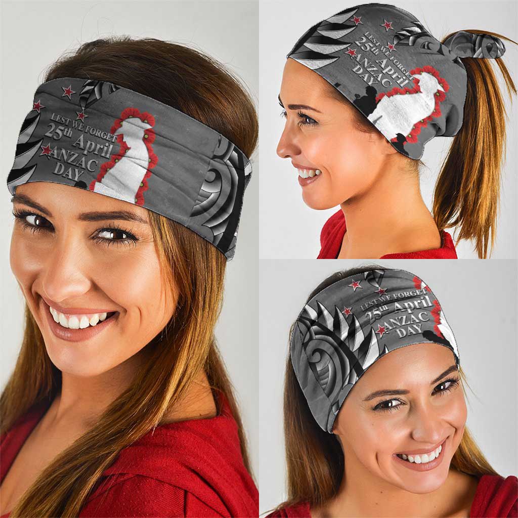 New Zealand ANZAC Day Neck Gaiter 25th April Silver Fern With Poppy - Aussie Hoodie
