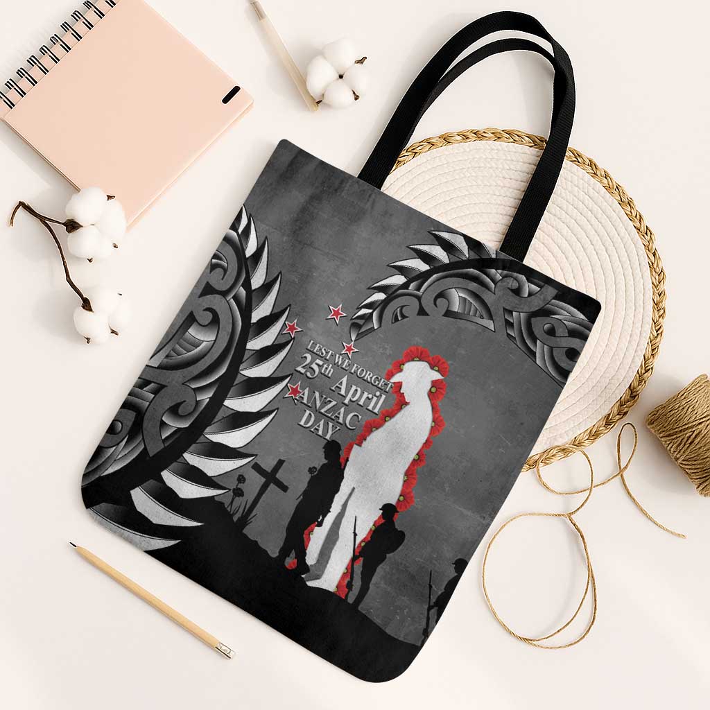New Zealand ANZAC Day Tote Bag 25th April Silver Fern With Poppy - Aussie Hoodie