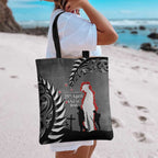 New Zealand ANZAC Day Tote Bag 25th April Silver Fern With Poppy - Aussie Hoodie