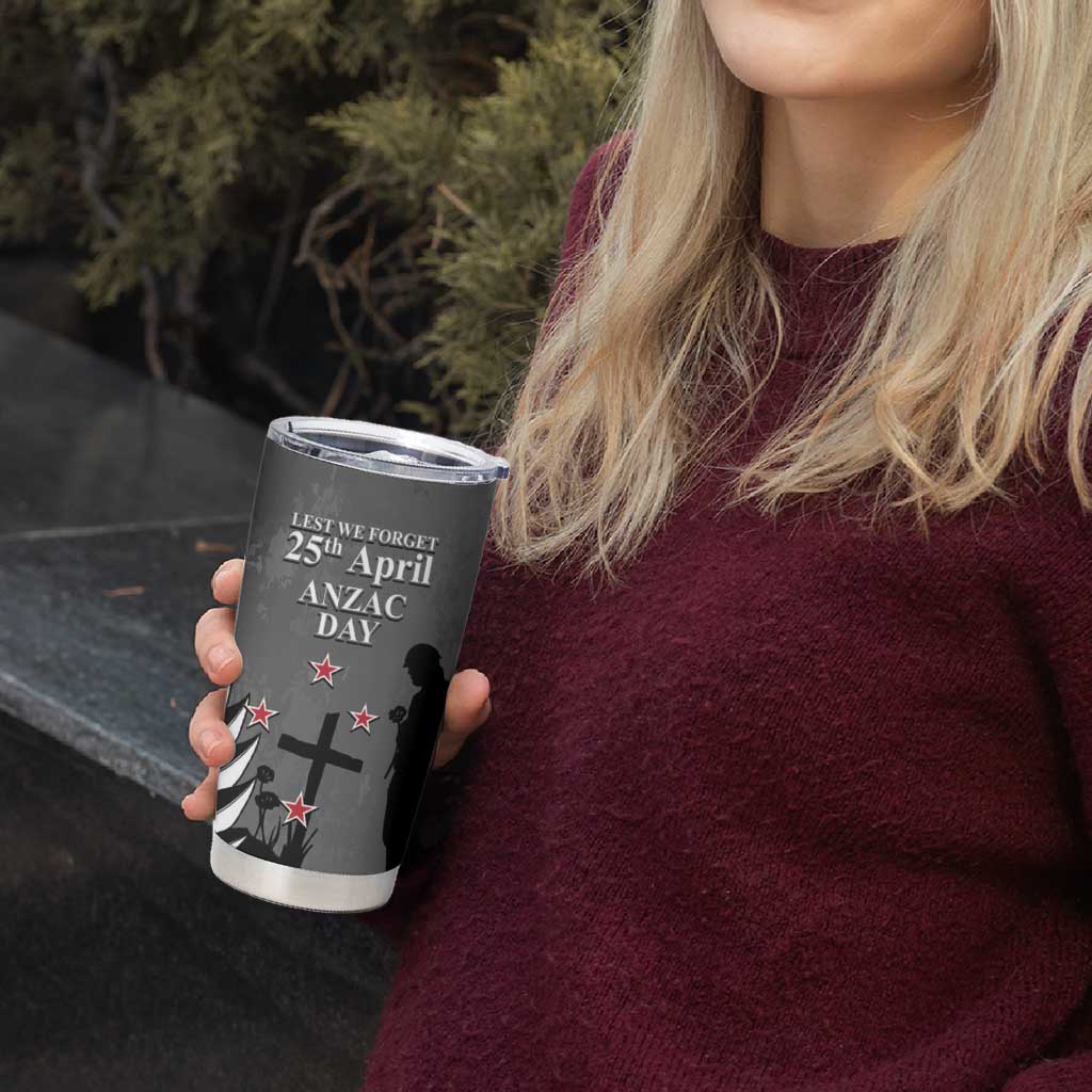 New Zealand ANZAC Day Tumbler Cup 25th April Silver Fern With Poppy