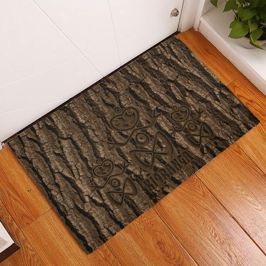Kioranga Moriori New Zealand Rubber Doormat Kopi Rakau Carving Art