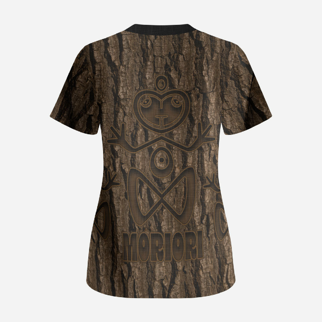 Kioranga Moriori New Zealand Scrub Top Kopi Rakau Carving Art