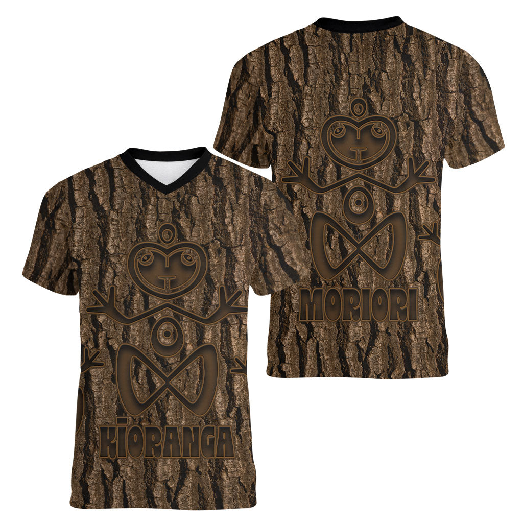 Kioranga Moriori New Zealand Women V-Neck T-Shirt Kopi Rakau Carving Art