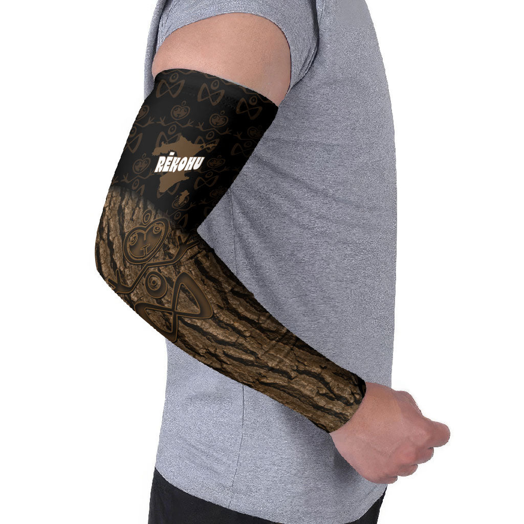 Moriori Kekoru New Zealand Personalised Arm Sleeves Kopi Rakau Carving Chatham Islands Map