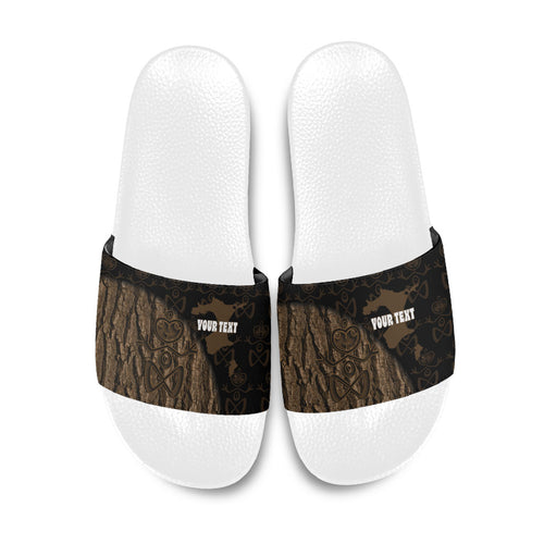 Moriori Kekoru New Zealand Personalised Slide Sandals Kopi Rakau Carving Chatham Islands Map