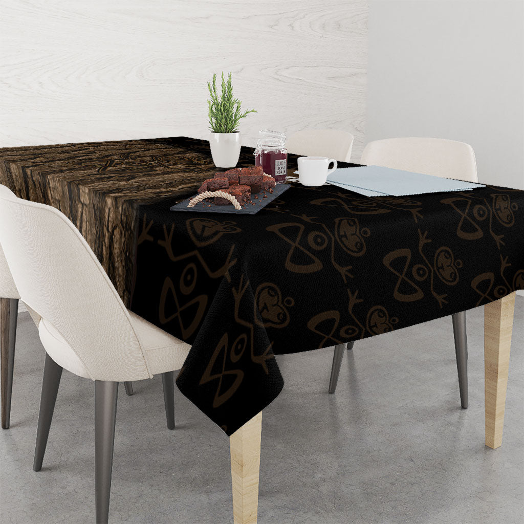Moriori Kekoru New Zealand Personalised Tablecloth Kopi Rakau Carving Chatham Islands Map