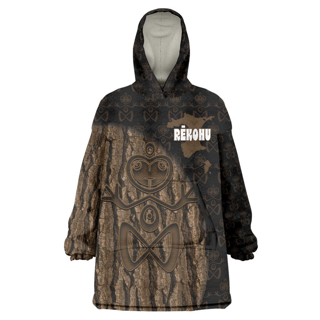 Moriori Kekoru New Zealand Personalised Wearable Blanket Hoodie Kopi Rakau Carving Chatham Islands Map