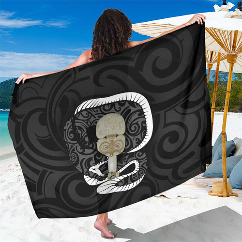 Black New Zealand Eel Sarong Aotearoa Maori Tuna With Kotiate Weapon