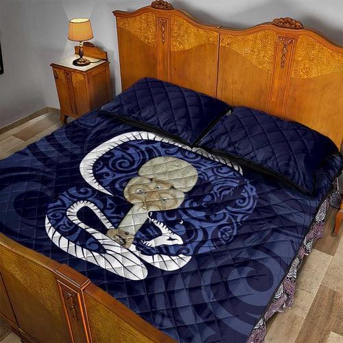 Blue New Zealand Eel Quilt Bed Set Aotearoa Maori Tuna With Kotiate Weapon